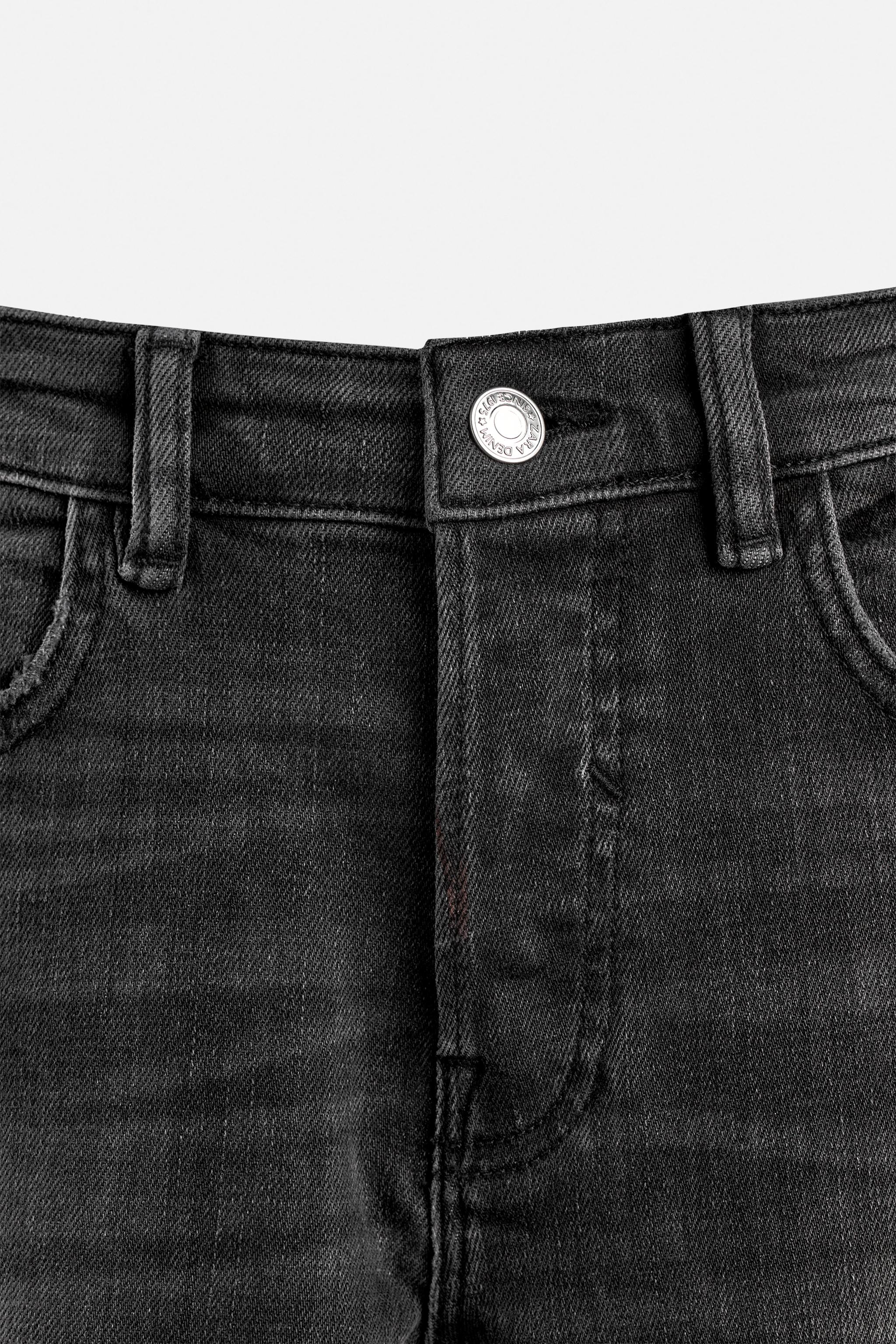 RIPPED SKINNY FIT JEANS